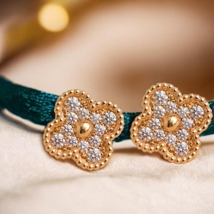 Diamond clover vintage vc necklace 18k Gold-Diamond Jewelry