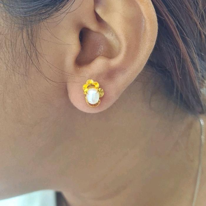 Anting Mas Mutiara 23K-Diamond Jewelry-319AMSWP3