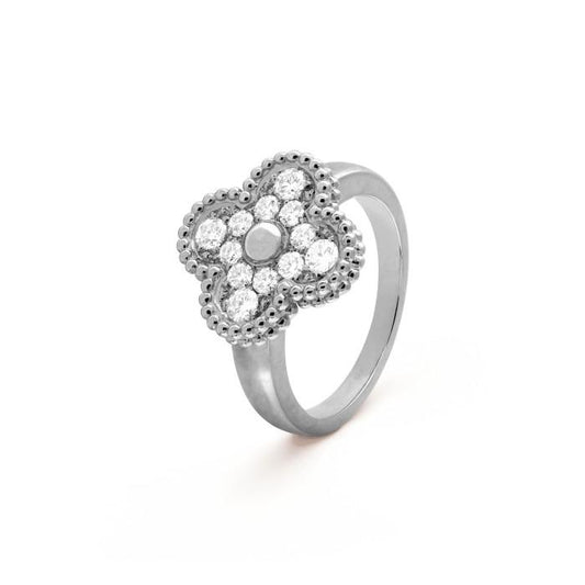 diamond vintage clover ring 18 K gold white Diamond Jewelry