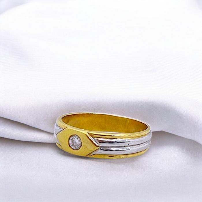 Gold Diamond Ring 18K / Diamond Jewelry