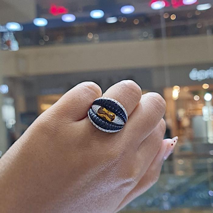 Yellow Diamond Ring 18K / Diamond Jewelry