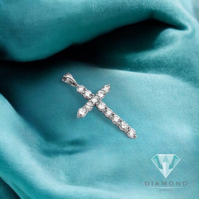 Solitaire Illusion Diamond Cross Pendant 18K