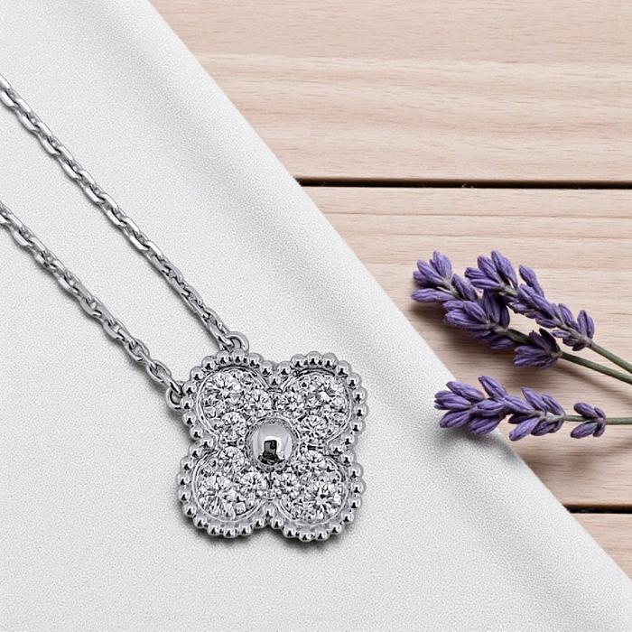 Clover Diamond Necklace 18K / Kalung Clover Berlian 18K / Diamond Jewelry 394KBDAB87000LS-HT
