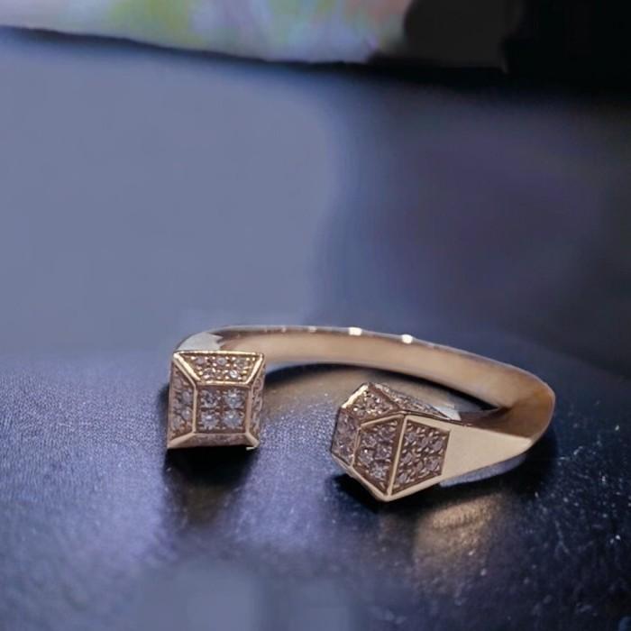 Chiodo GC trapesium diamond ring 18k gold-Diamond Jewelry