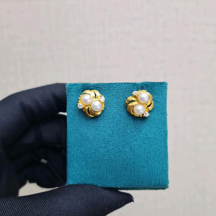 Anting Mas Mutiara 23K-Diamond Jewelry-311AMSWP4