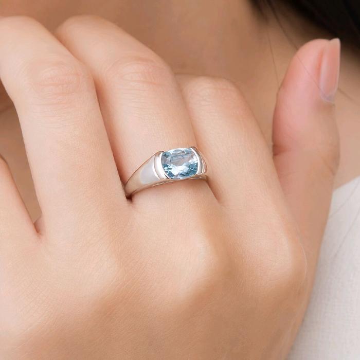 Cushion Aquamarine Ring 18K / Cincin Aquamarine 18K / Diamond Jewelry / GR0052460