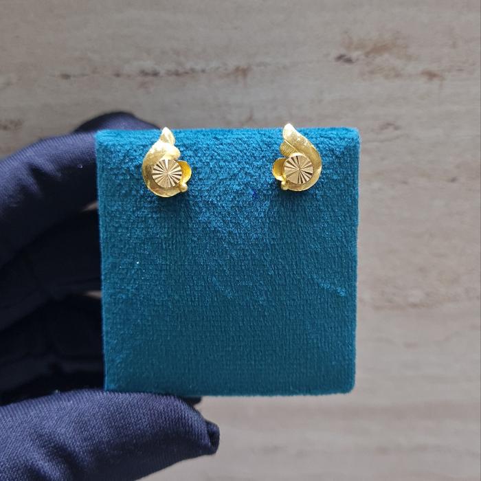 Anting Mas Tusuk Model Keong 23K-Diamond Jewelry