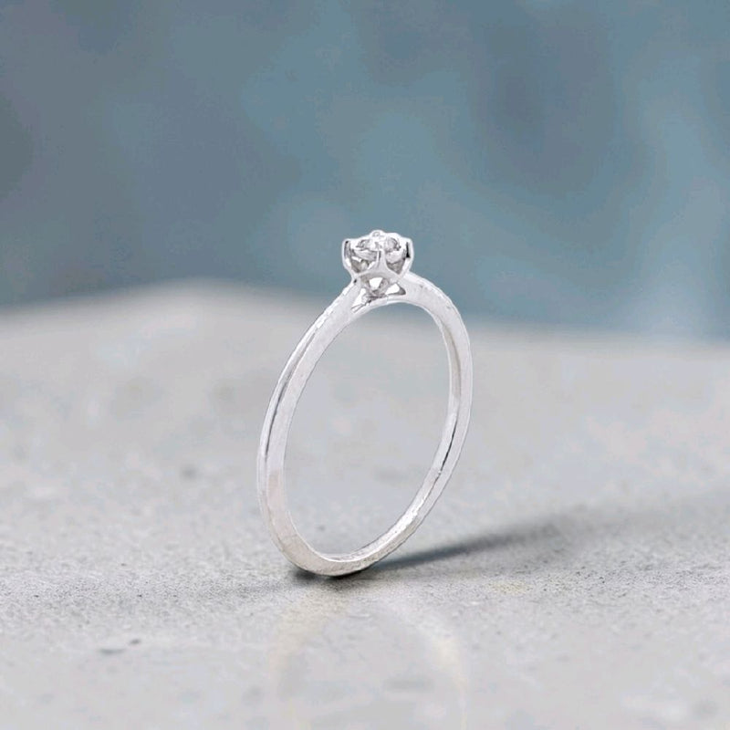 Solitaire Diamond Ring 18K / Cincin Diamond Solitaire 18K / Diamond Jewelry / 382CB170LS