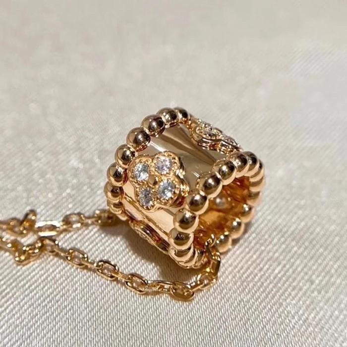 Vca perlee pendant diamond 18K Gold Diamond Jewelry