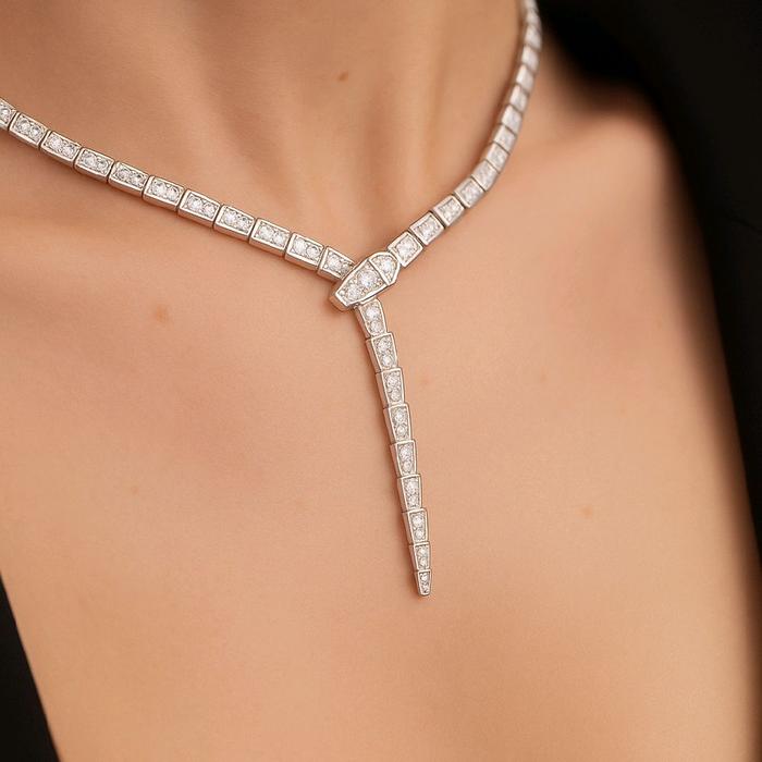 Ulo Serpenti Medium Diamond Necklace 18K / Kalung Berlian Ulo Serpenti Medium 18K / Diamond Jewelry 19KBD171400RB-HT