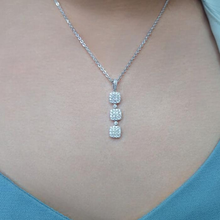 Liontin Cushion Diamond 18K / Diamond Jewelry