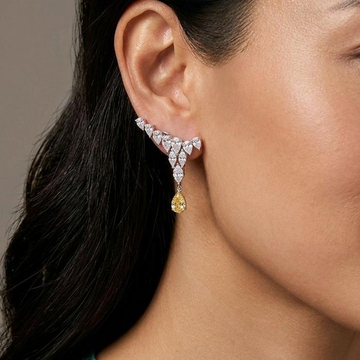 Golden Dew Diamond Earrings 18K / Diamond Jewelry / 6AB3000PGK
