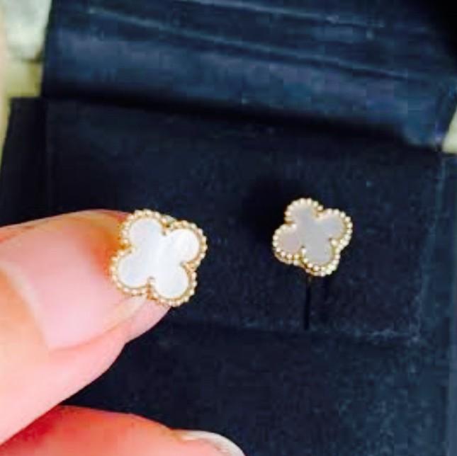 Sweet alhambra van cleef earring 18 K white/yellow gold