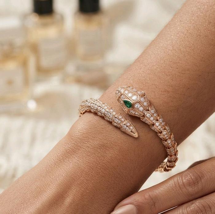 Snake Diamond Bangle 18K / Gelang Berlian model ular 18K / Diamond Jewelry / GB0053029