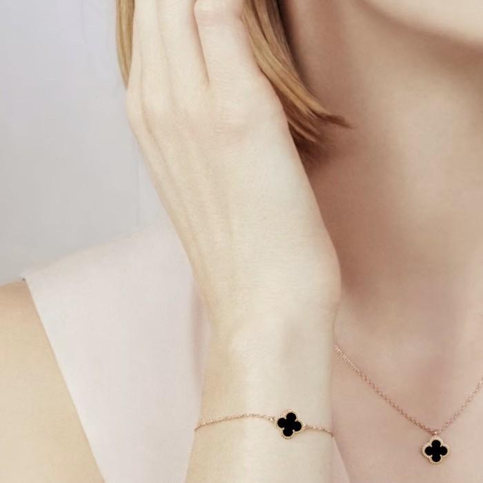 Sweet alhambra vc earing-necklace onyx Diamond Jewelry