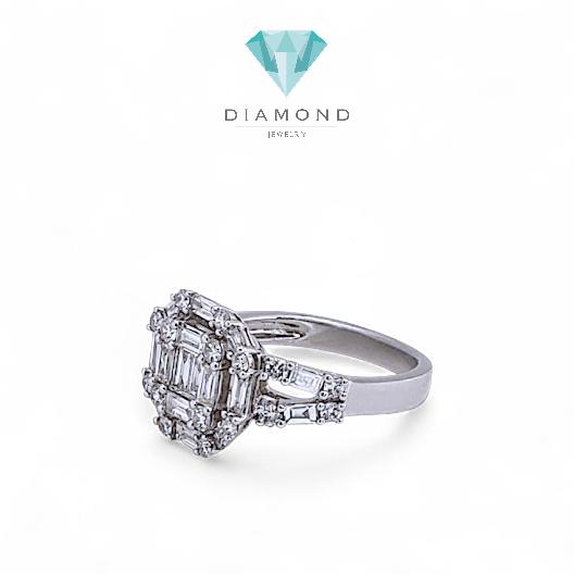 Baguette Diamond Ring 18K / Diamond Jewelry