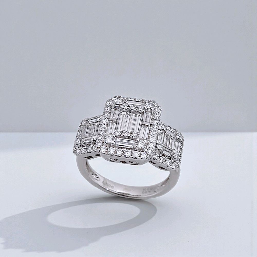 Tri Baguette Diamond Ring 18K / Cincin Berlian Tiga Baguette 18K / Diamond Jewelry 370CB14100VIONLS -HT