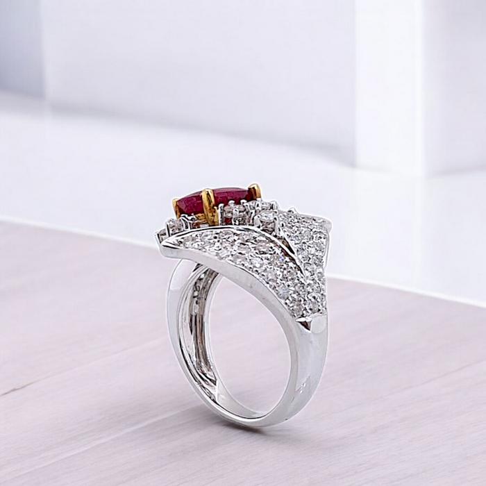 Ruby Diamond Ring 18K / Diamond Jewelry