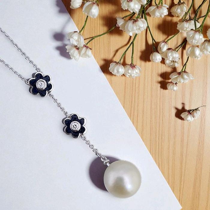 Liontin Flower Pearl Diamond 18K / Diamond Jewelry 4LMGT200WP-HT