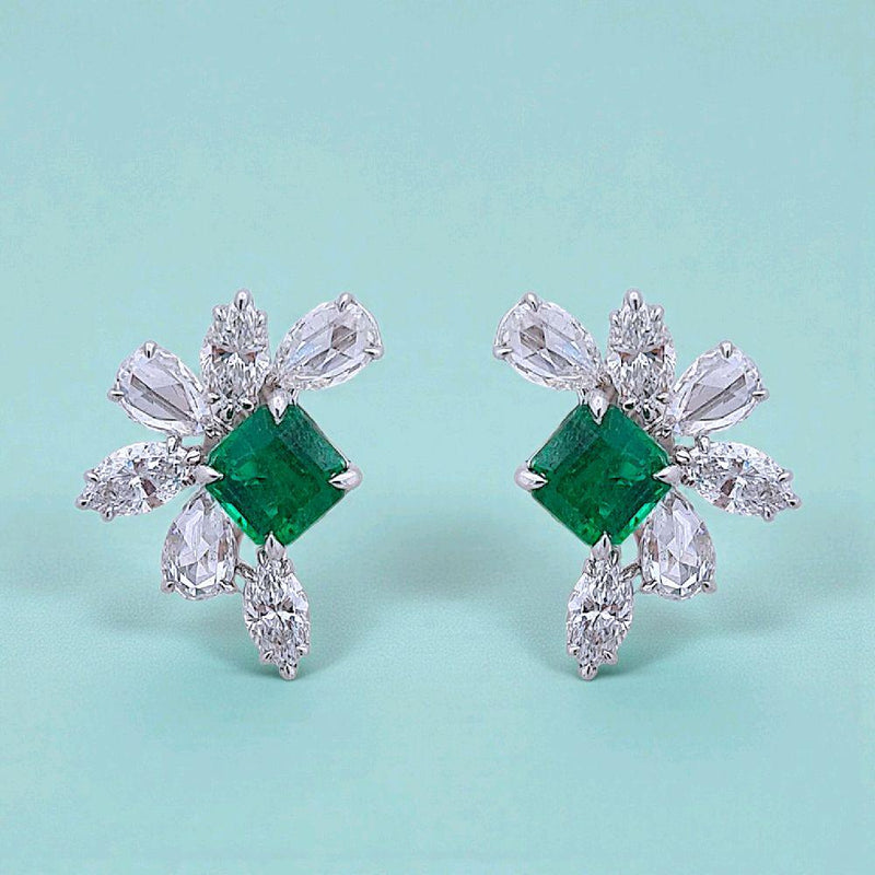 Leaf Emerald Diamond Earring 18K / Anting Berlian Emerald Daun 18K / Diamond Jewelry 20BA7000VN-HT