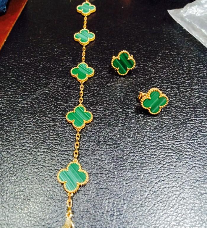 Vancleef alhambra green necklace Malechite Diamond jewelry