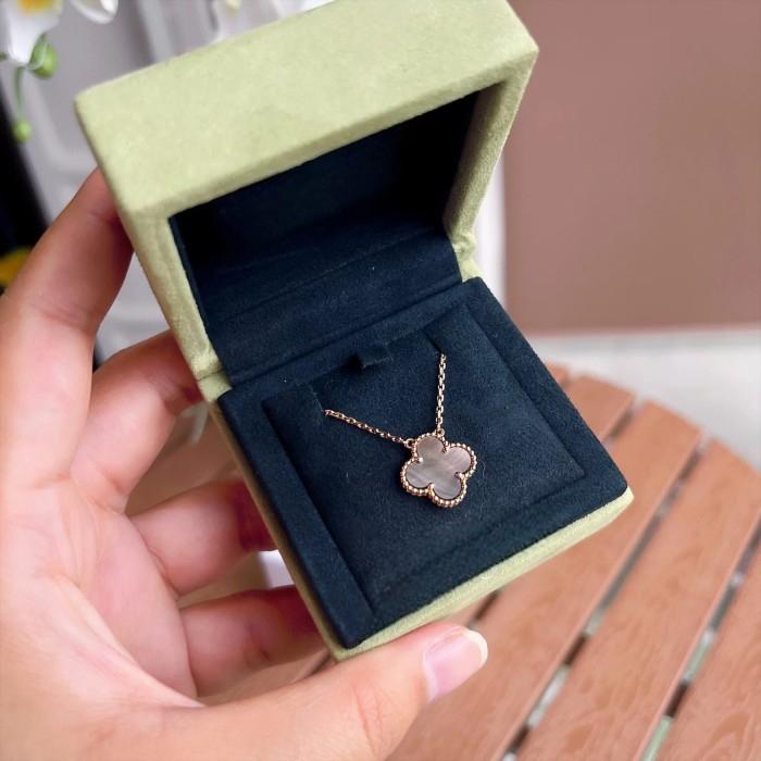 Clover Grey Obsidian Necklace 18K Rose Gold-Diamond Jewelry-404KBD471RY-HT
