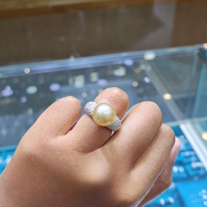 Pearl Diamond Ring 18K / Diamond Jewelry