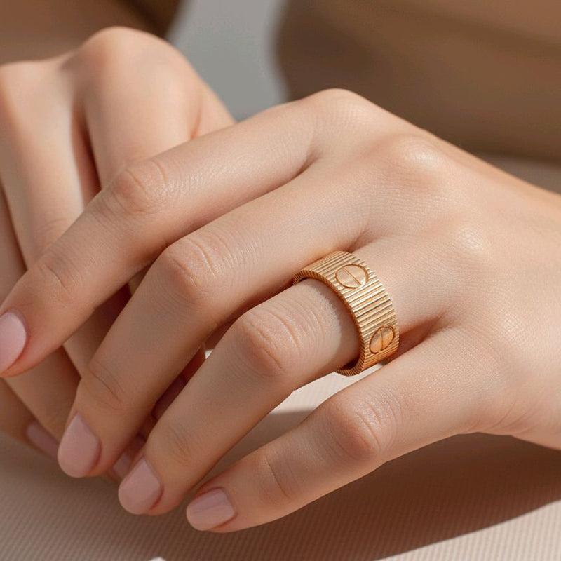 Unlimited Love Ring 18K / Cincin Unlimited Love 18K / Diamond Jewelry 403CBD736RY