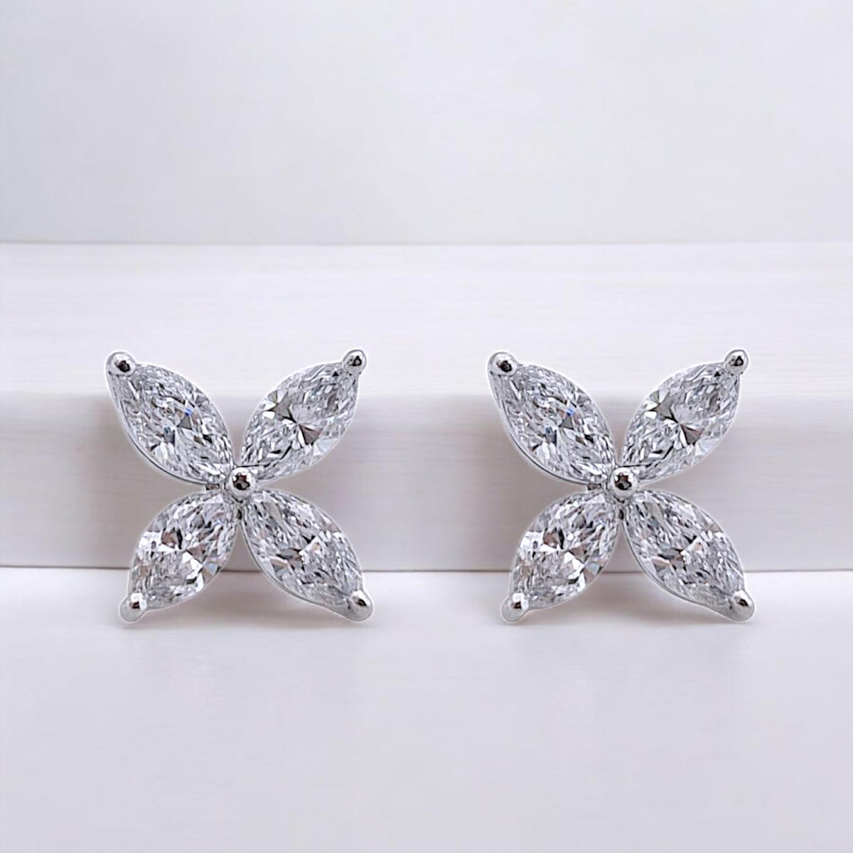 Clover Diamond Earring Lab Grown 18K / Elsy Diamond Jewelry/LGD2185-3LBL1500PF HT