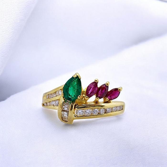 Emerald tricolor Diamond Ring 18K / Diamond Jewelry