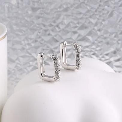 Earring Diamond Hoop Square 18K / anting hoop kotak berlian/Diamond Jewelry