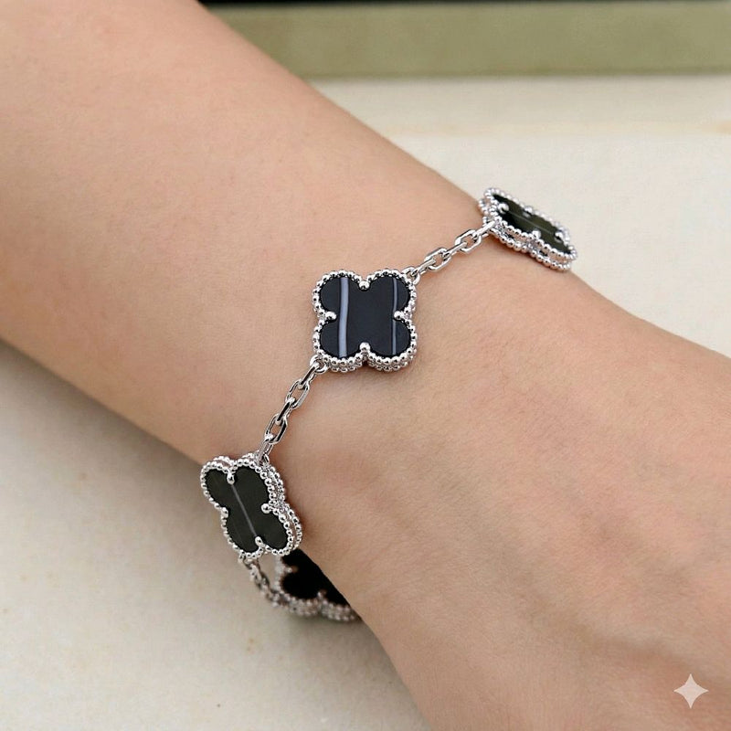 Clover Veined Onyx Bracelet  white gold 18K / Gelang Clover Veined Onyx 18K / Diamond Jewelry/ gelang clover emas putih veined onyx - 167GBD117000AB