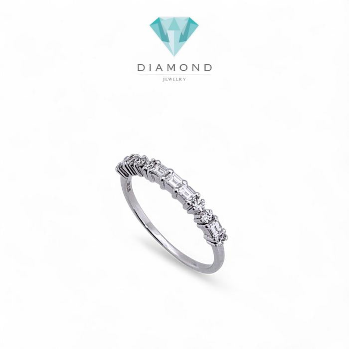 Diamond Baguette Ring 18K / Diamond Jewelry