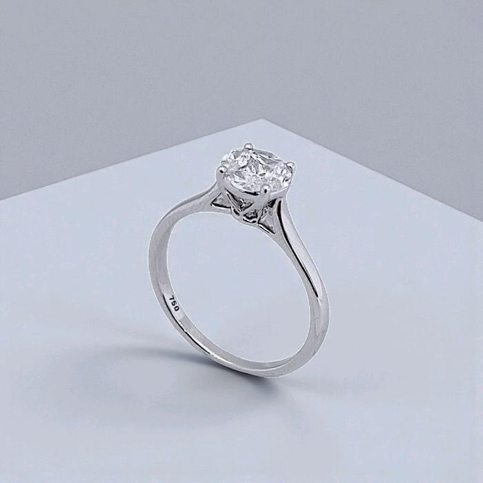 Esperanza Diamond Ring 18K / Cincin Berlian Esperanza 18K / Diamond Jewelry 376CB625ANANLS HT