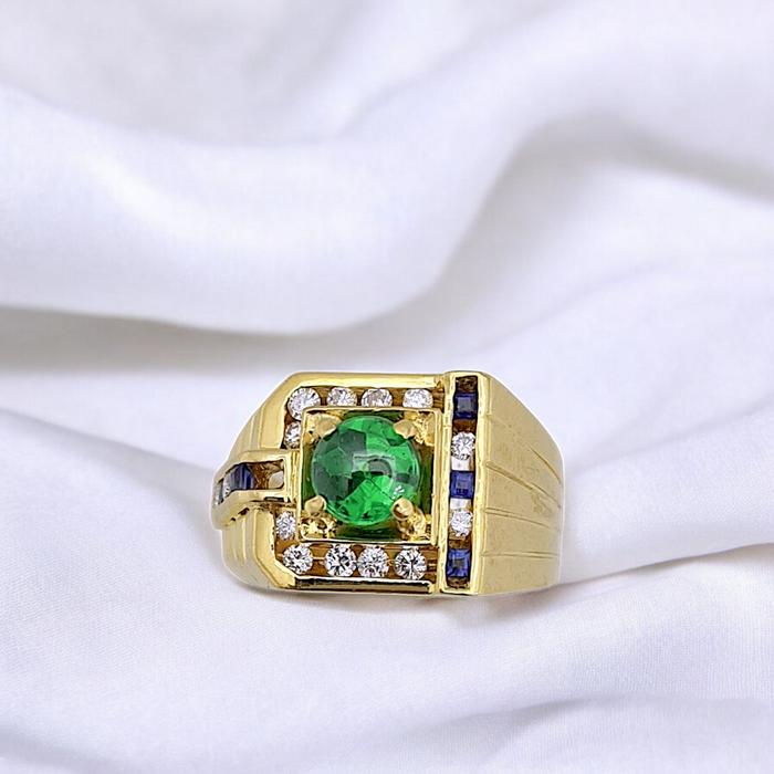 Emerald Diamond Ring 18K / Diamond Jewelry