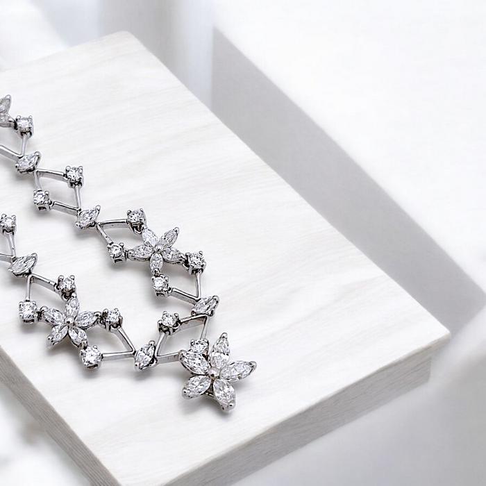 Flower Diamond Necklace 18K / Diamond Jewelry