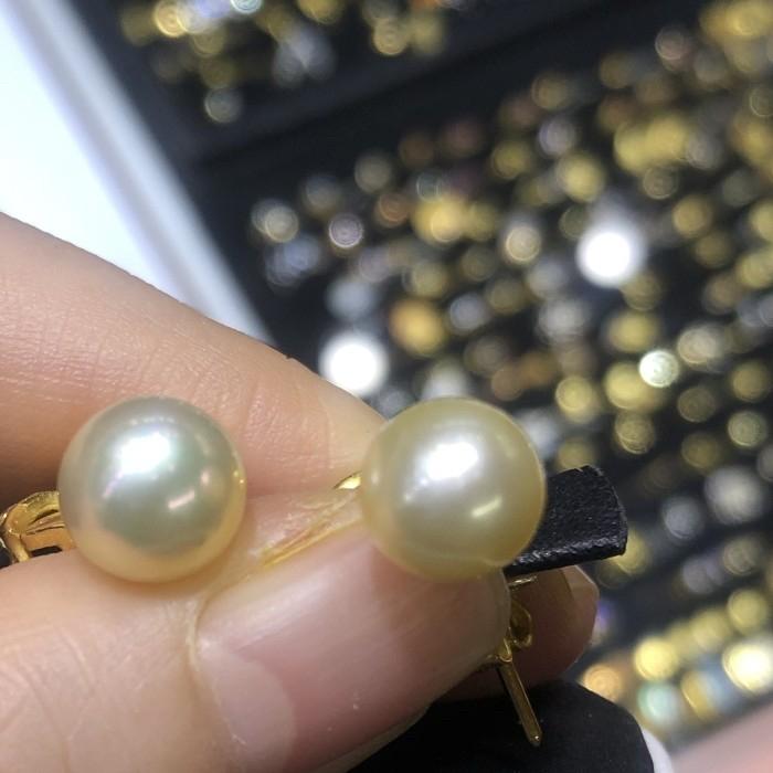 Anting Mutiara laut kuning