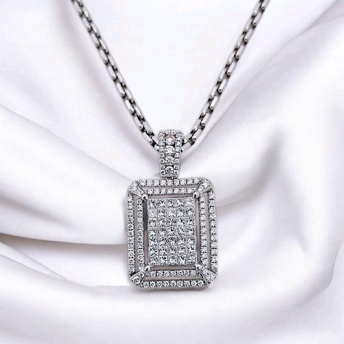 Liontin Square Diamond 18K / Diamond Jewelry