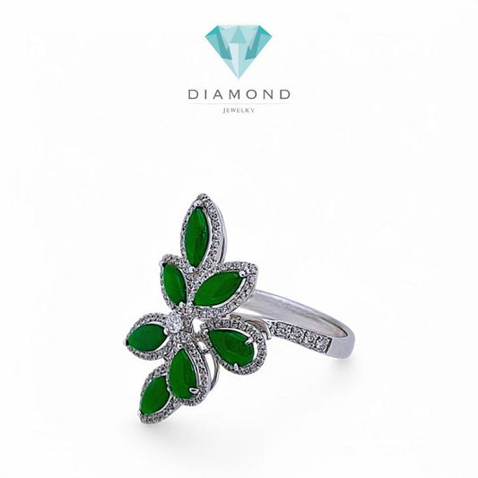 Green Jade Ring 18K / Diamond Jewelry