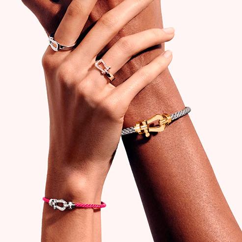 Horseshoes Bracelet Custom 18K Gold Diamond Jewelry MAG-1GBDFREDPOLOSLSNEW-HT