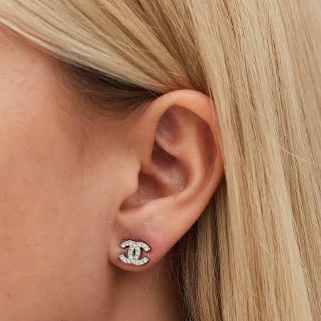 Diamond double C logo earring 18k-Diamond Jewelry