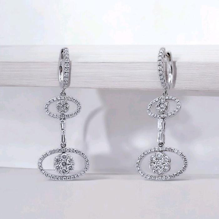 Eclipse Diamond Earring 18K / Diamond Jewelry