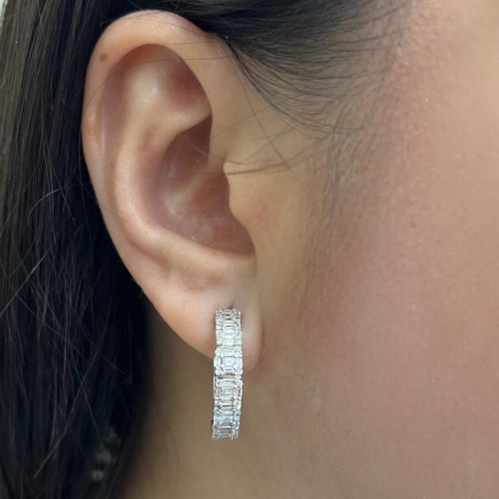 Baguette diamond hoop earring 18k/anting hoop berlian baguette/anting berlian clara baguette-Diamond Jewelry
