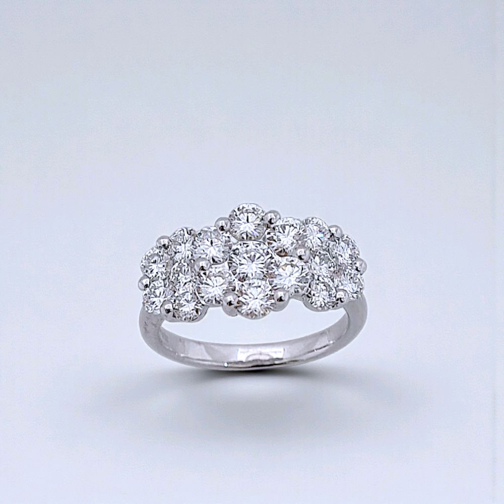 Tri Flower Diamond Ring 18K / Cincin Berlian Tiga Bunga 18K / Diamond Jewelry 373CB17300KVLS -HT