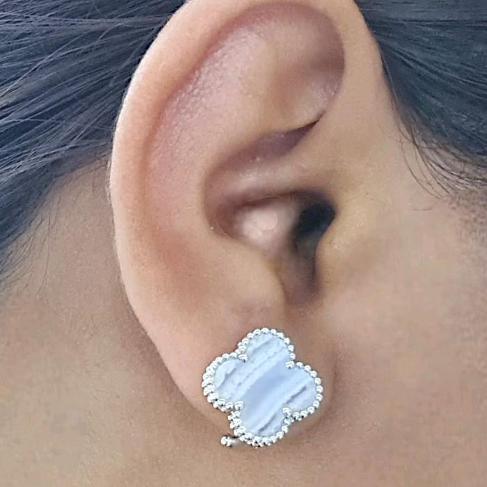 Clover vintage Chalcedony Earring 18K / Diamond Jewelry