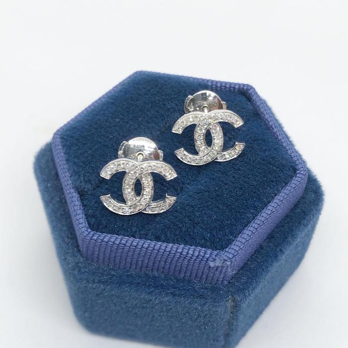 Diamond double C logo earring 18k-Diamond Jewelry