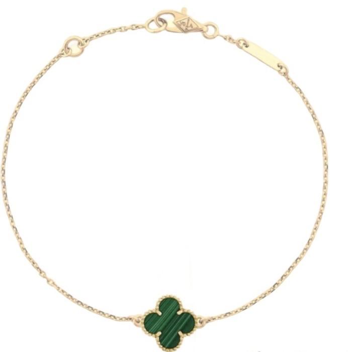 Sweet alhambra VCA gold 18 K Diamond Jewelry