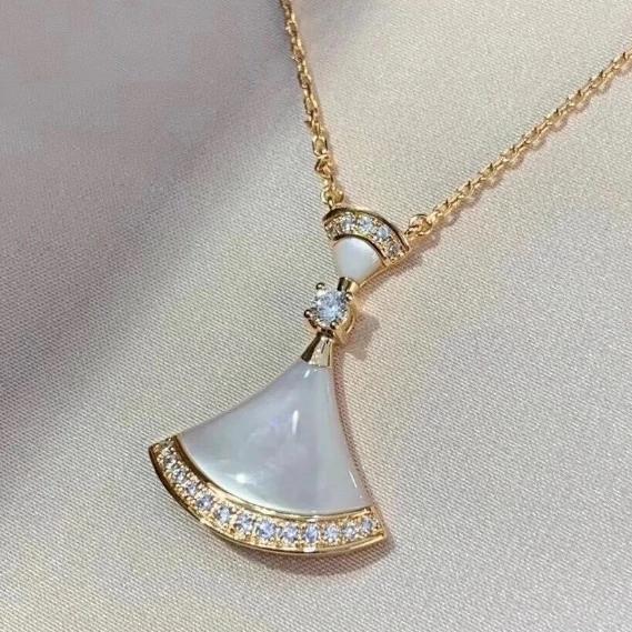 Mop Pearl Diva Pendant Diamond/Kalung Berlian Diva-Diamond Jewelry-411KBD12000RY-HT
