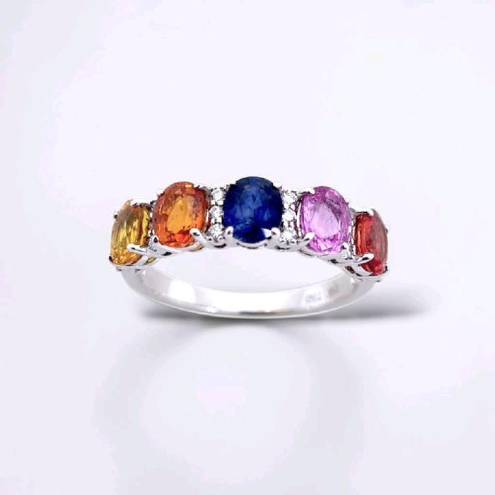 Rainbow Oval Diamond Ring 18K / Cincin Pelangi Oval 18K / Diamond Jewelry / 120BC83800AB