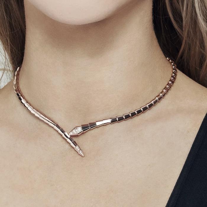 Ulo snake necklace diamond gold 18k-Diamond jewelry